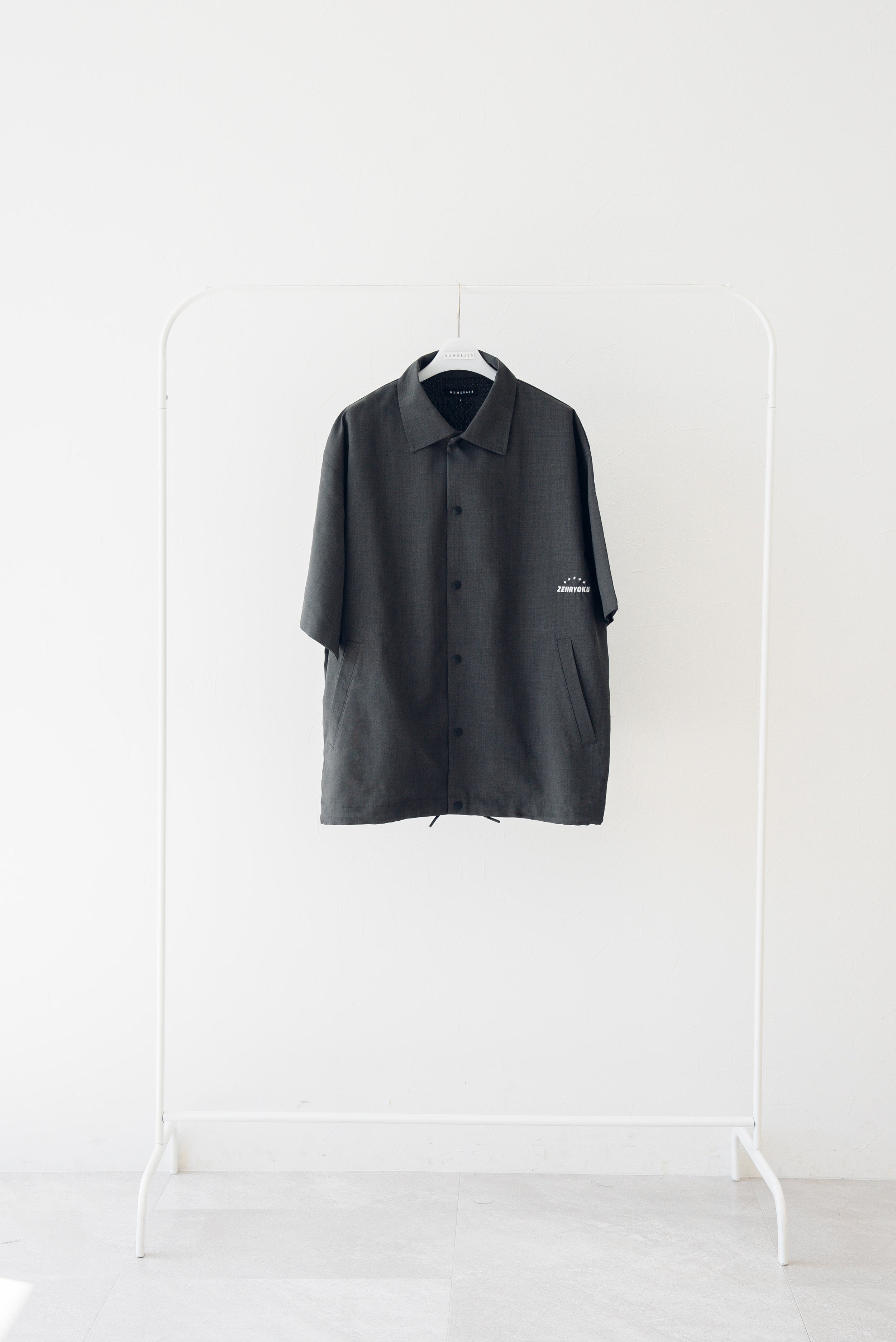 NUMERALS]リネンライクコーチシャツ – ZENRYOKU SHOP